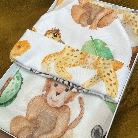 STINA & MAE Safari Life Organic Cotton Snuggle Me Home Baby Blanket NEW - Picture 5 of 7